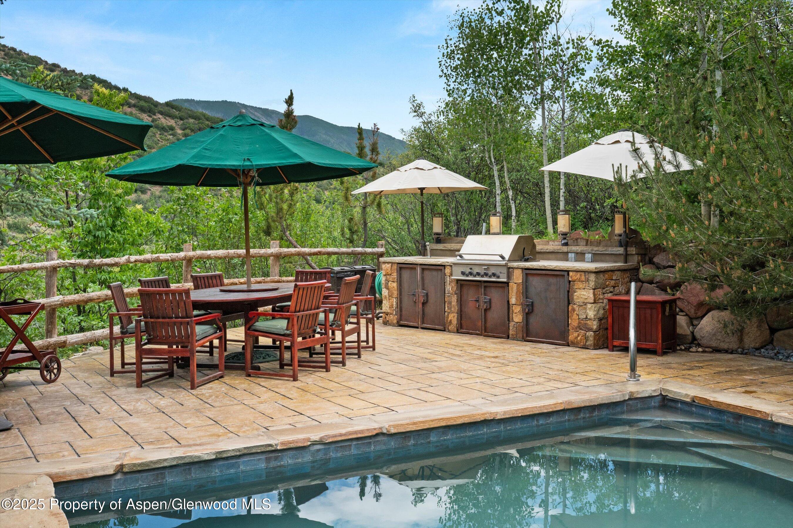 477 Aspen Oak Drive