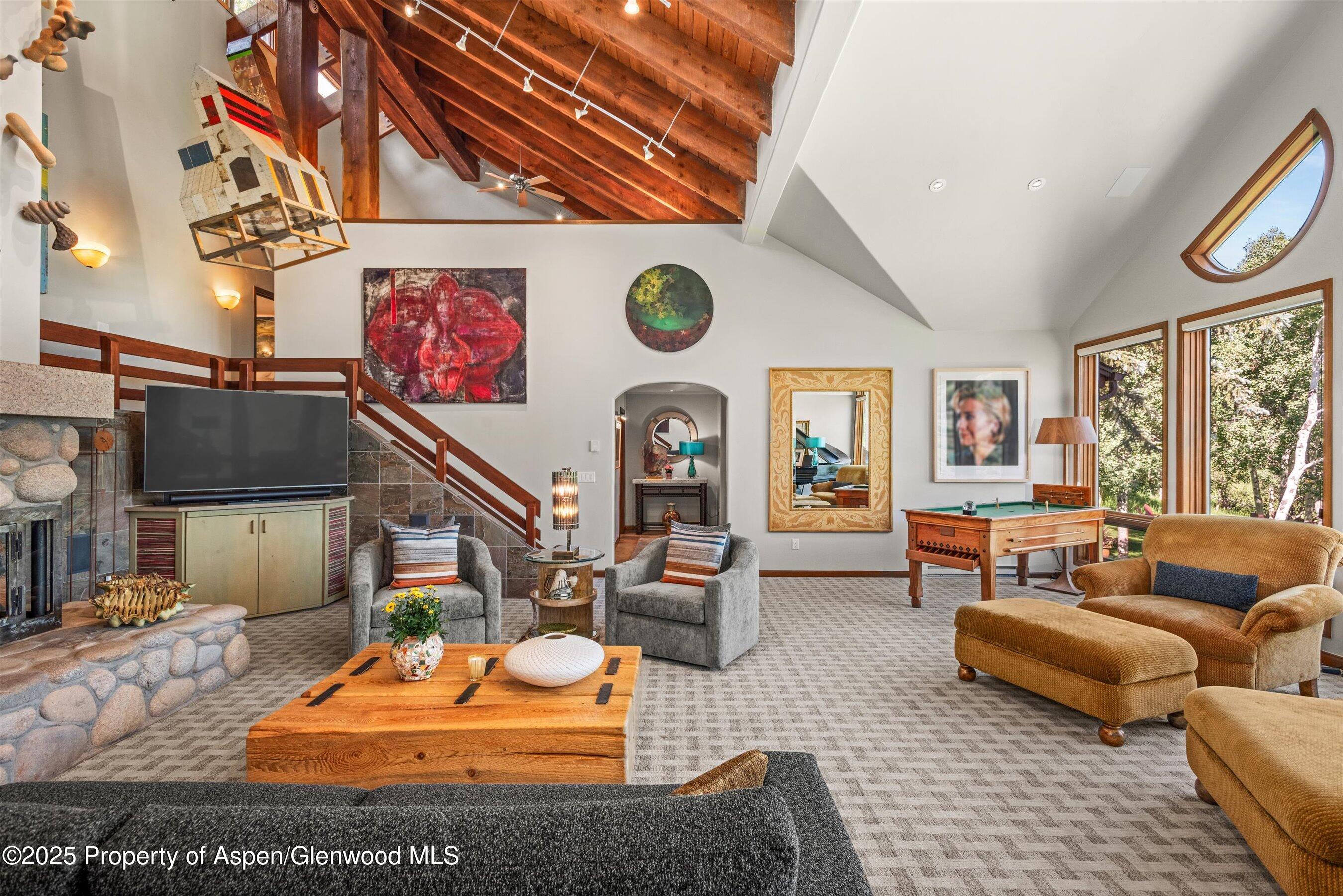 477 Aspen Oak Drive