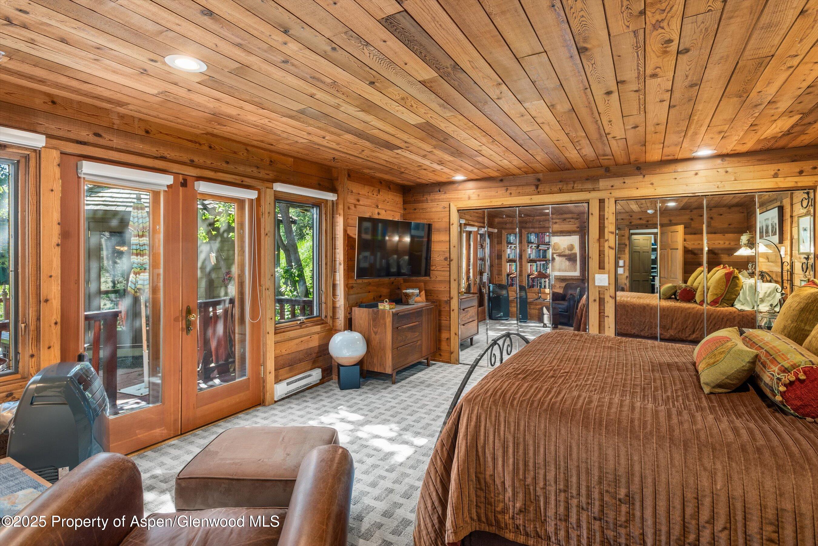 477 Aspen Oak Drive