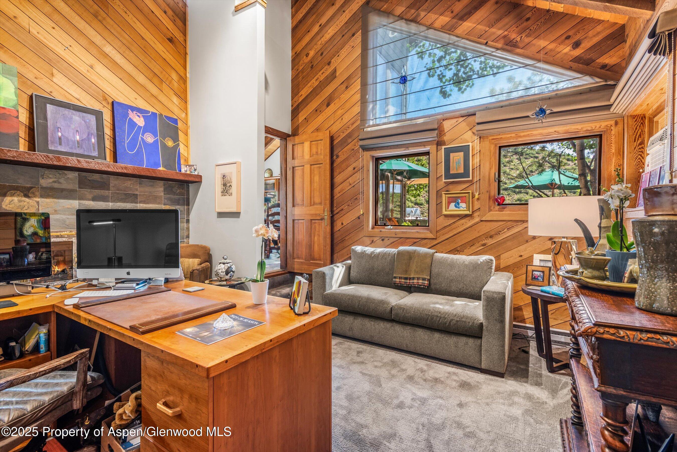 477 Aspen Oak Drive