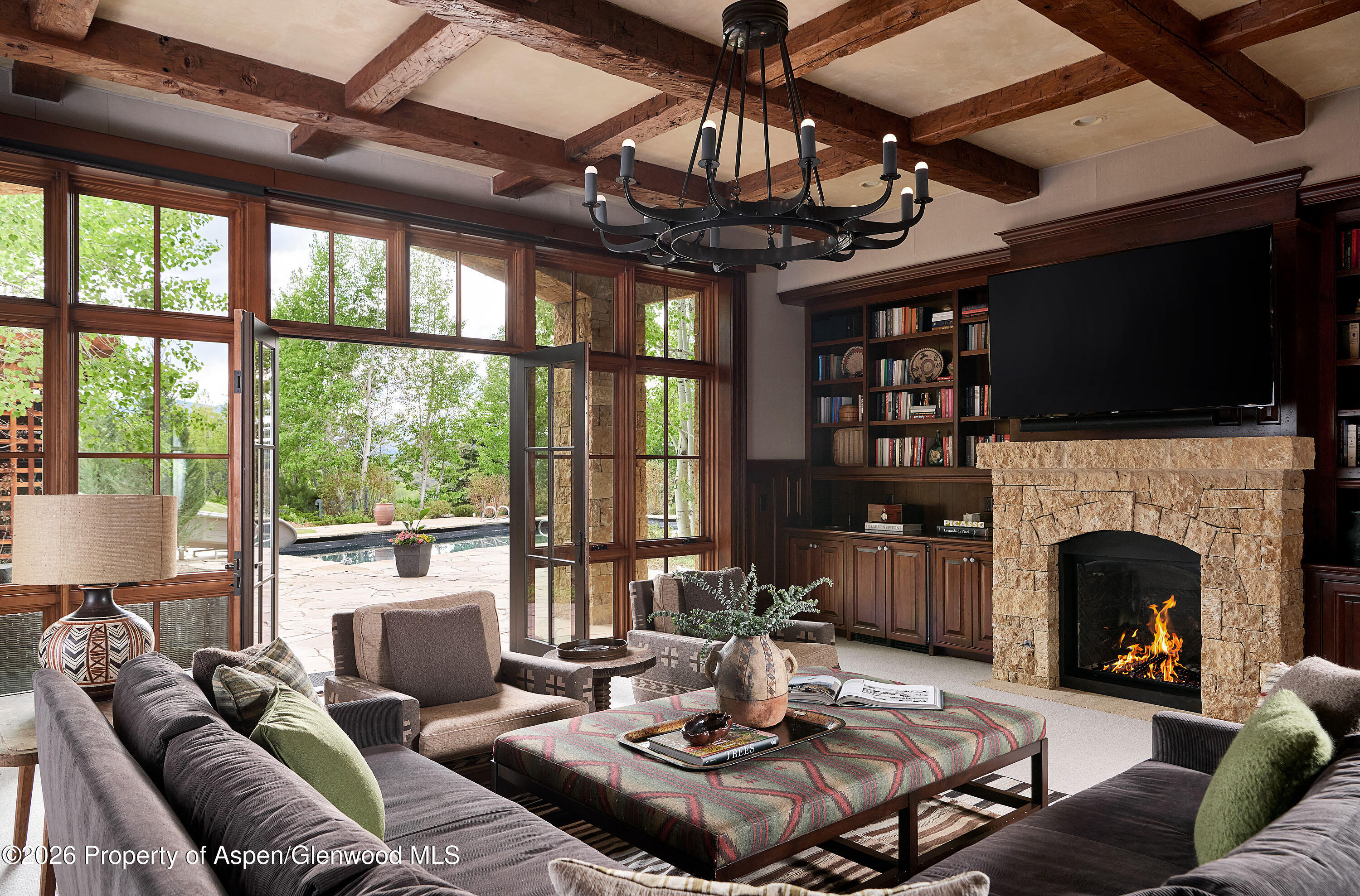 1518 W Buttermilk Road