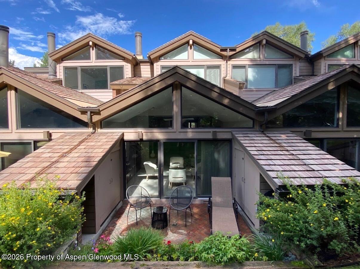 625 S West End Street #7
