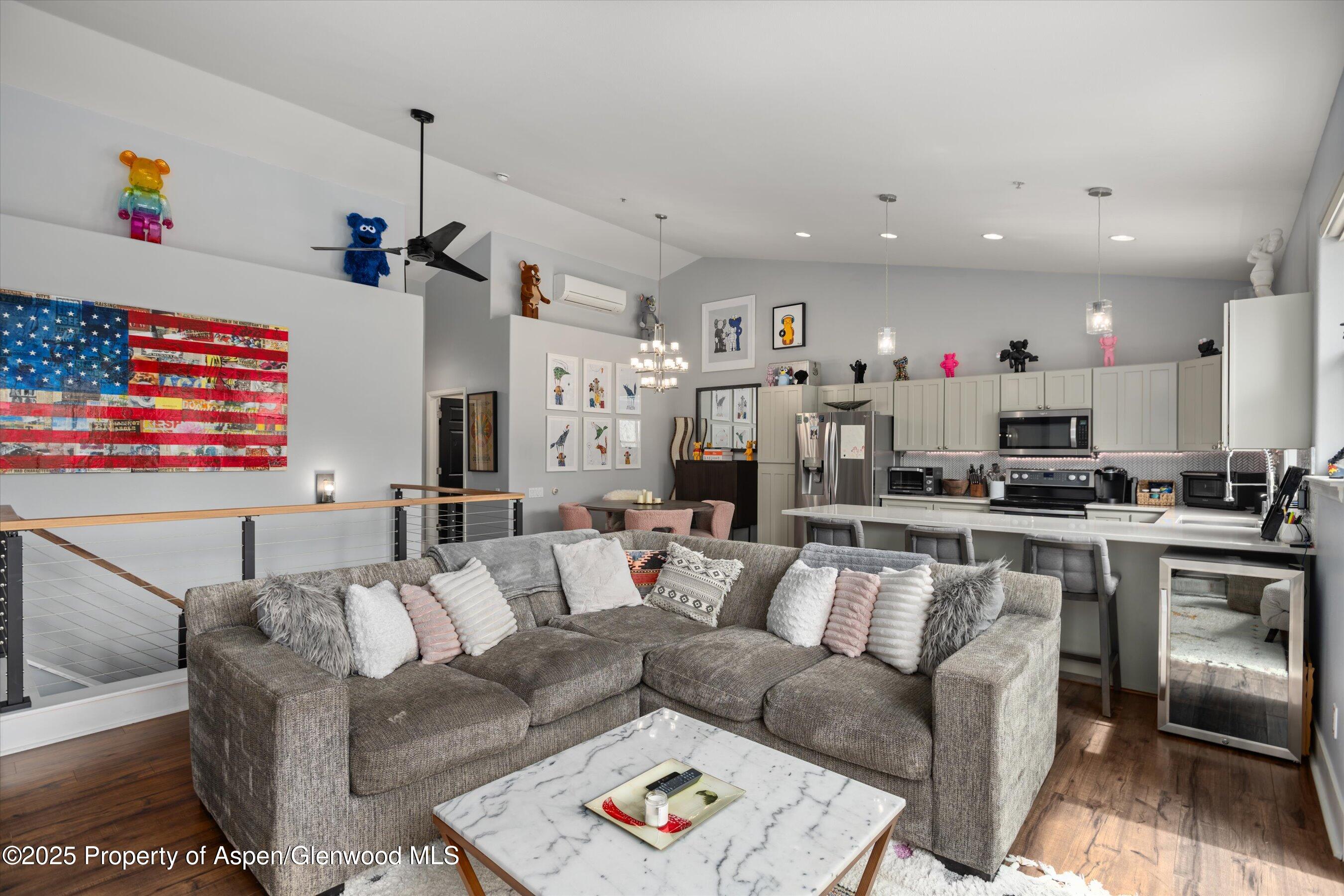 712 Evans Court