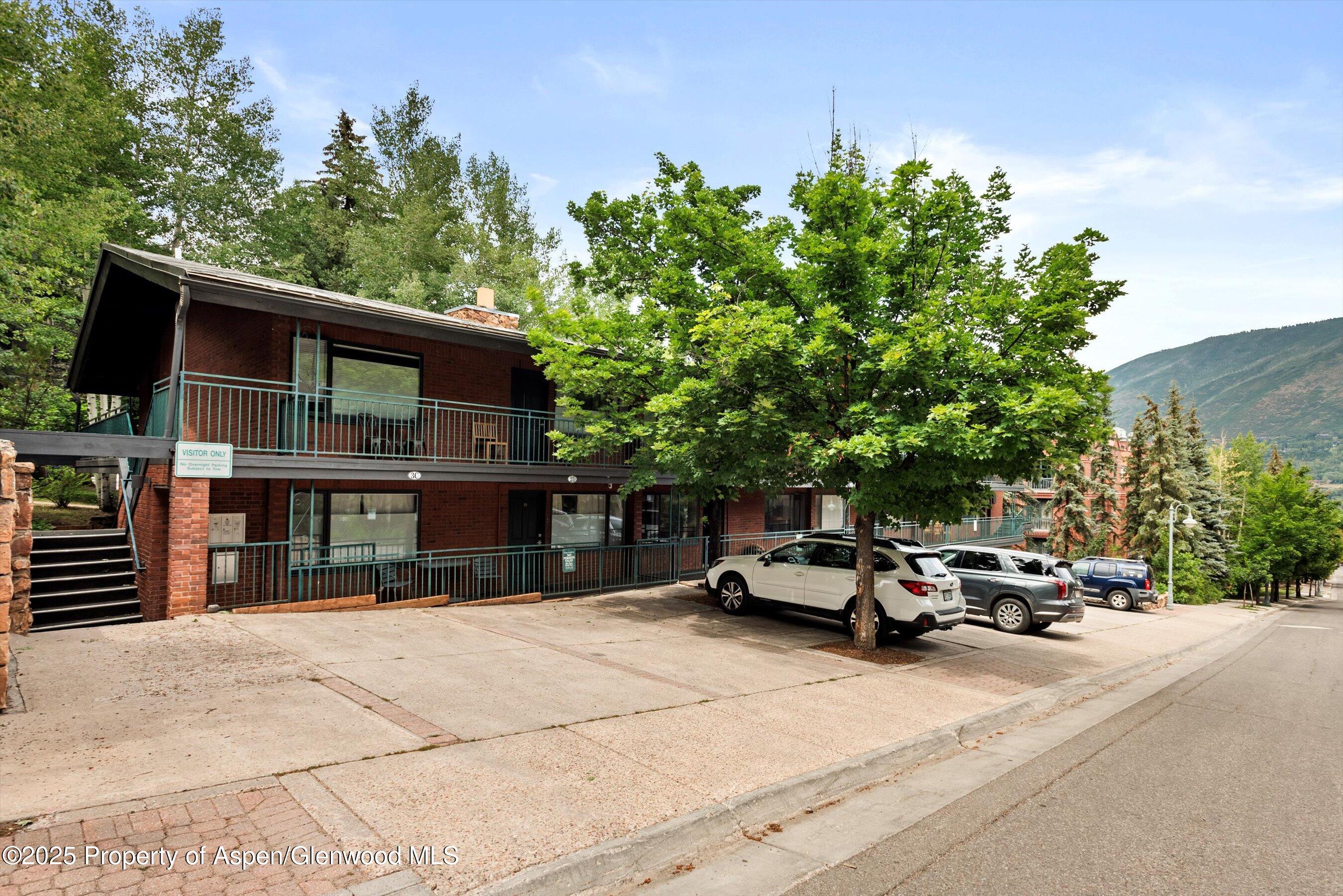 731 S Mill Street 2c