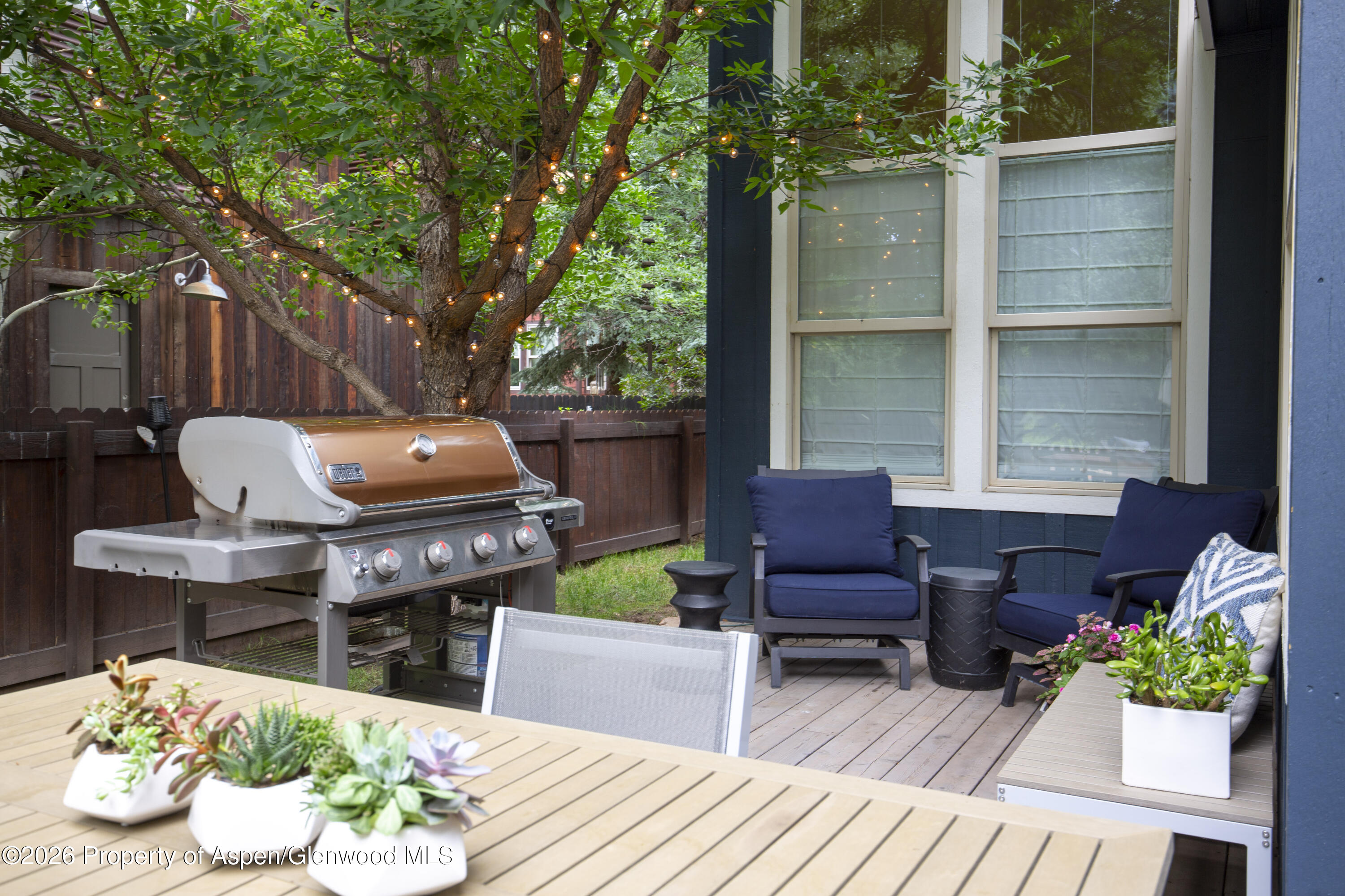 405 Meadow Court