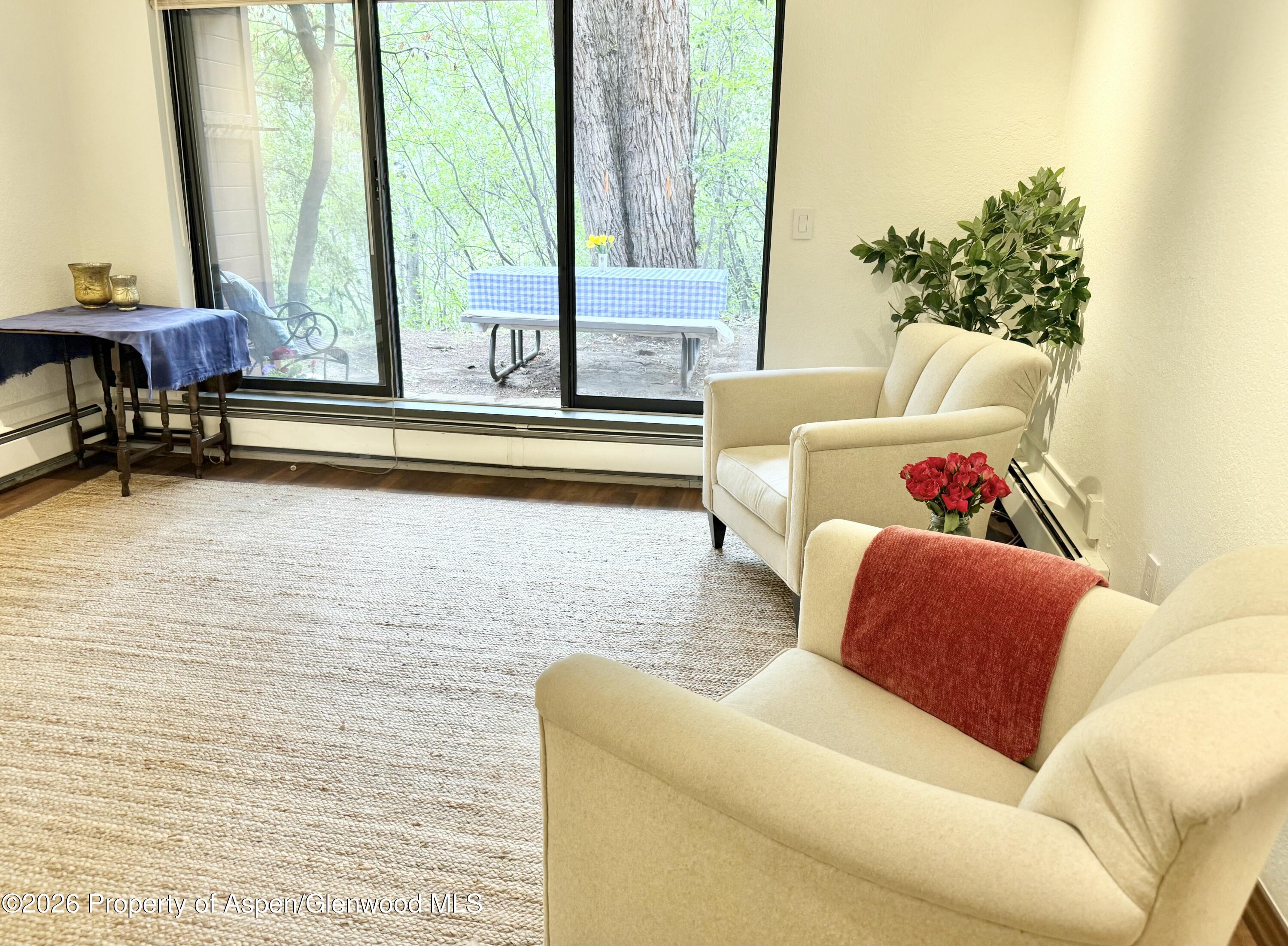 1214 Vine Street 1214