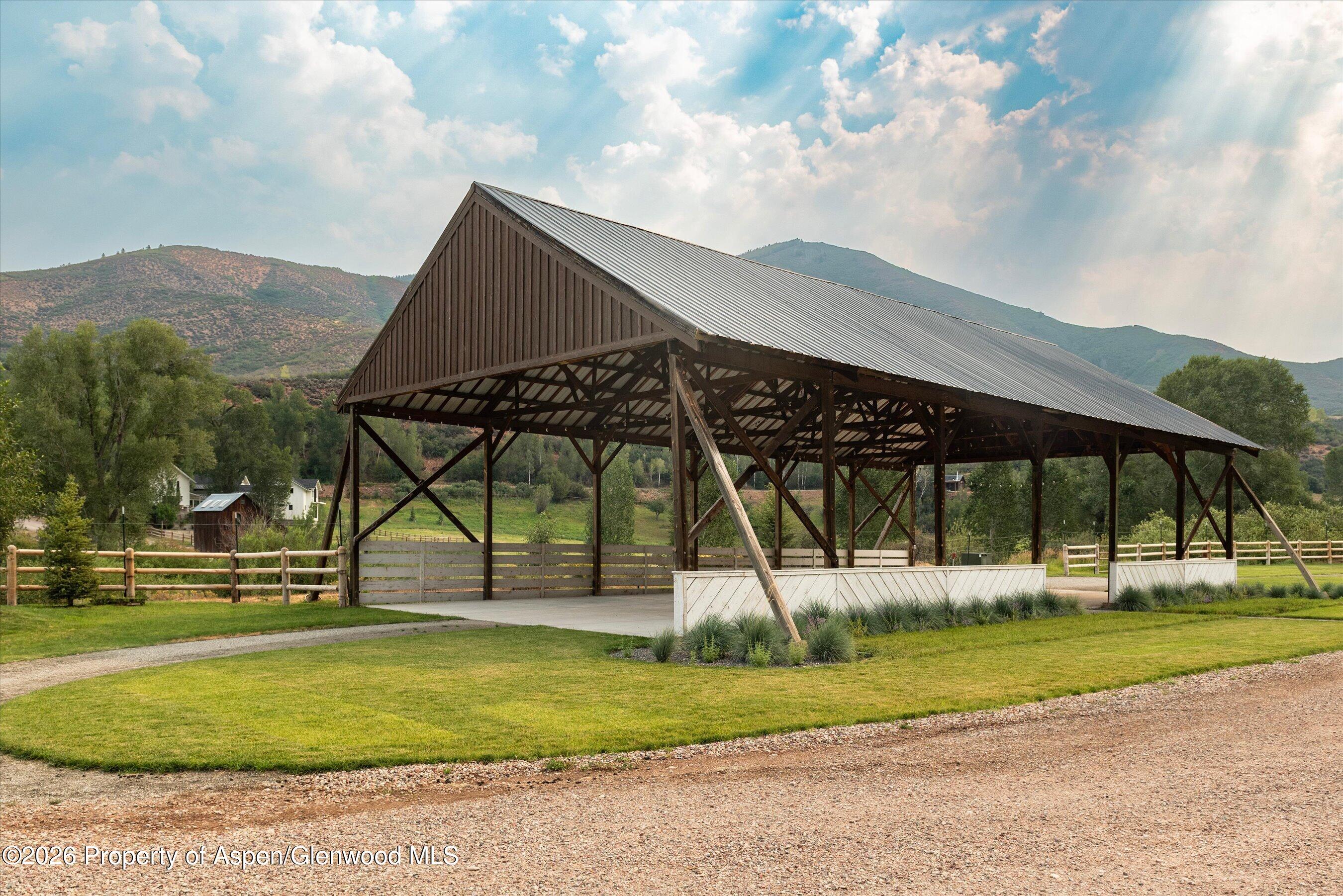 1814 Woody Creek Road