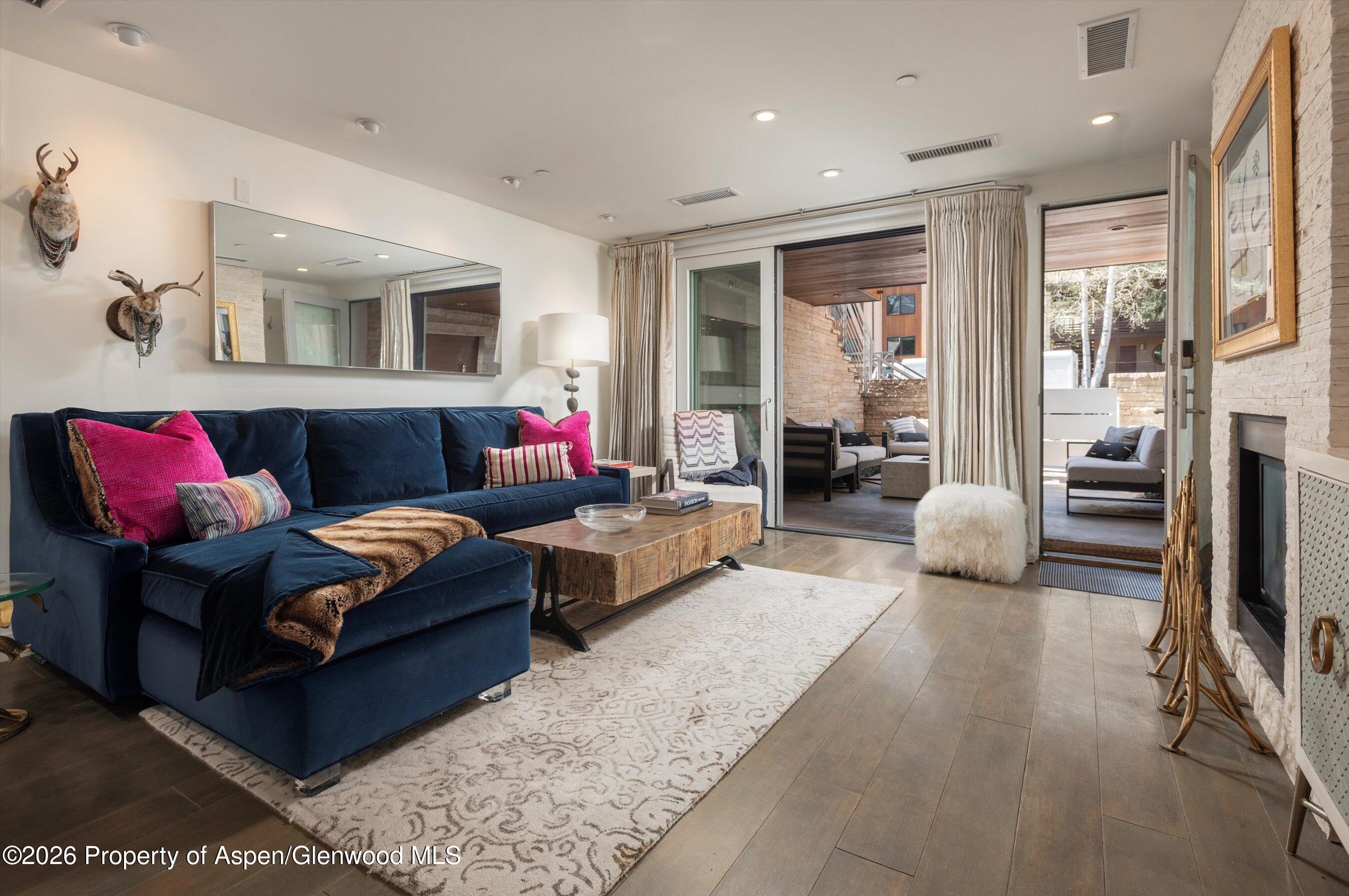100 E Cooper Avenue 5