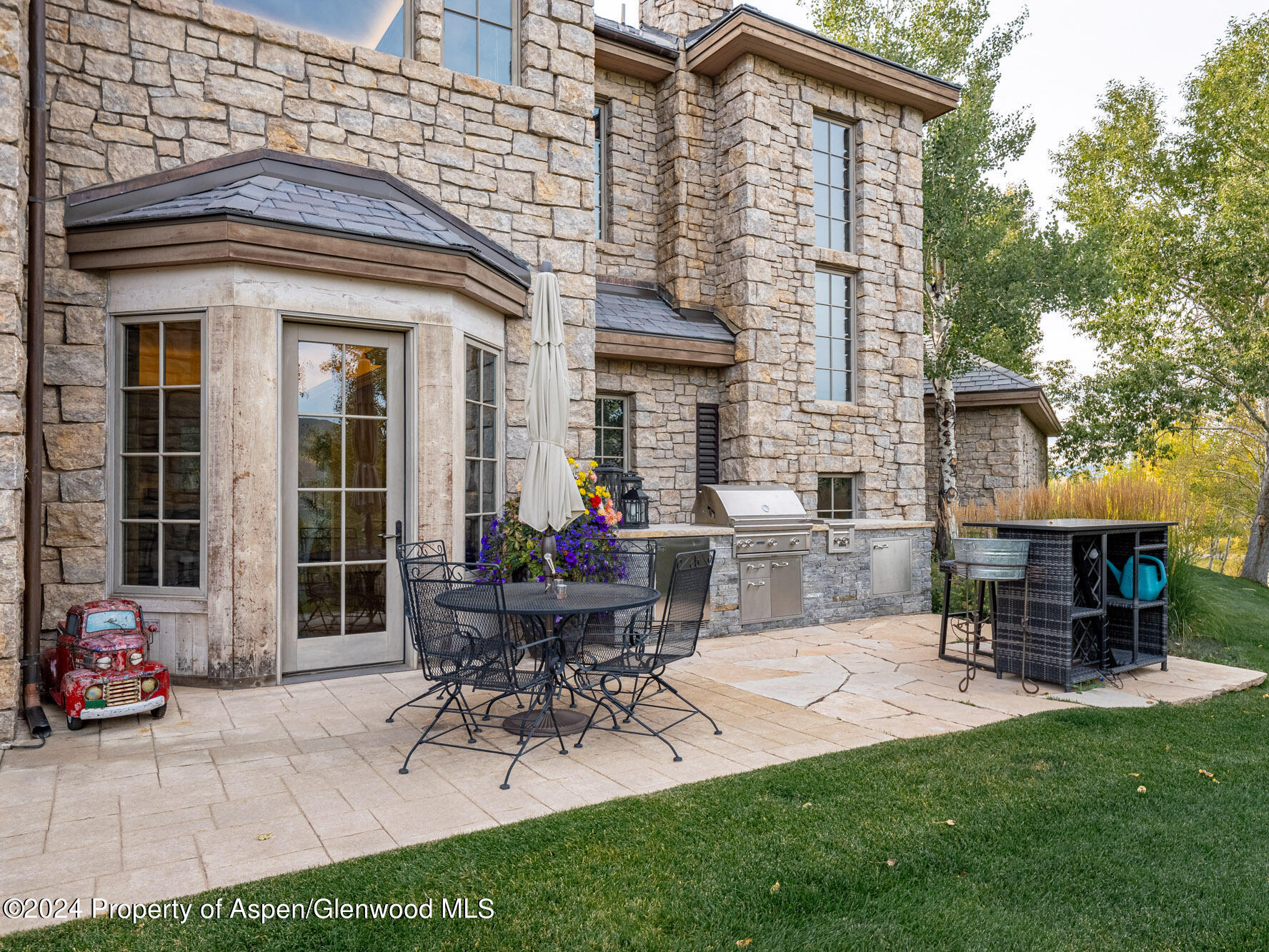 400 Eagle Pines Drive