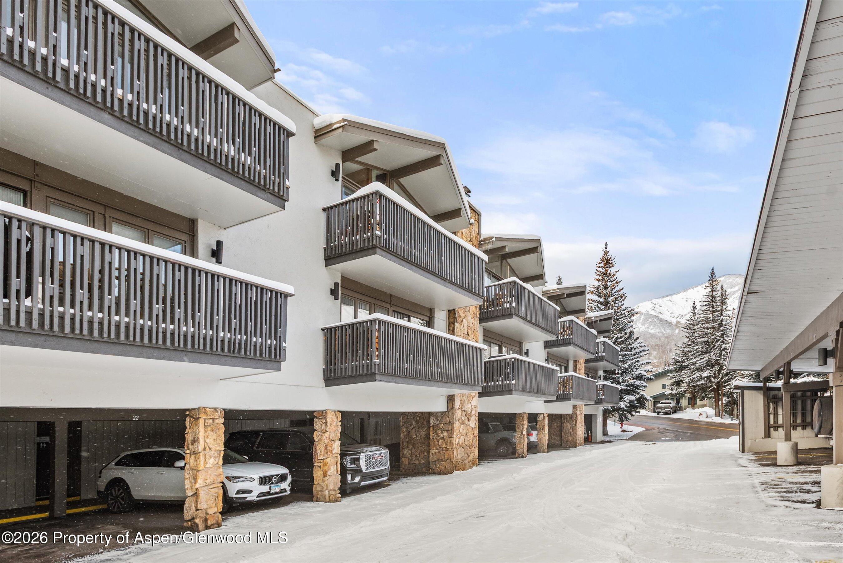 150 Carriage Way 33