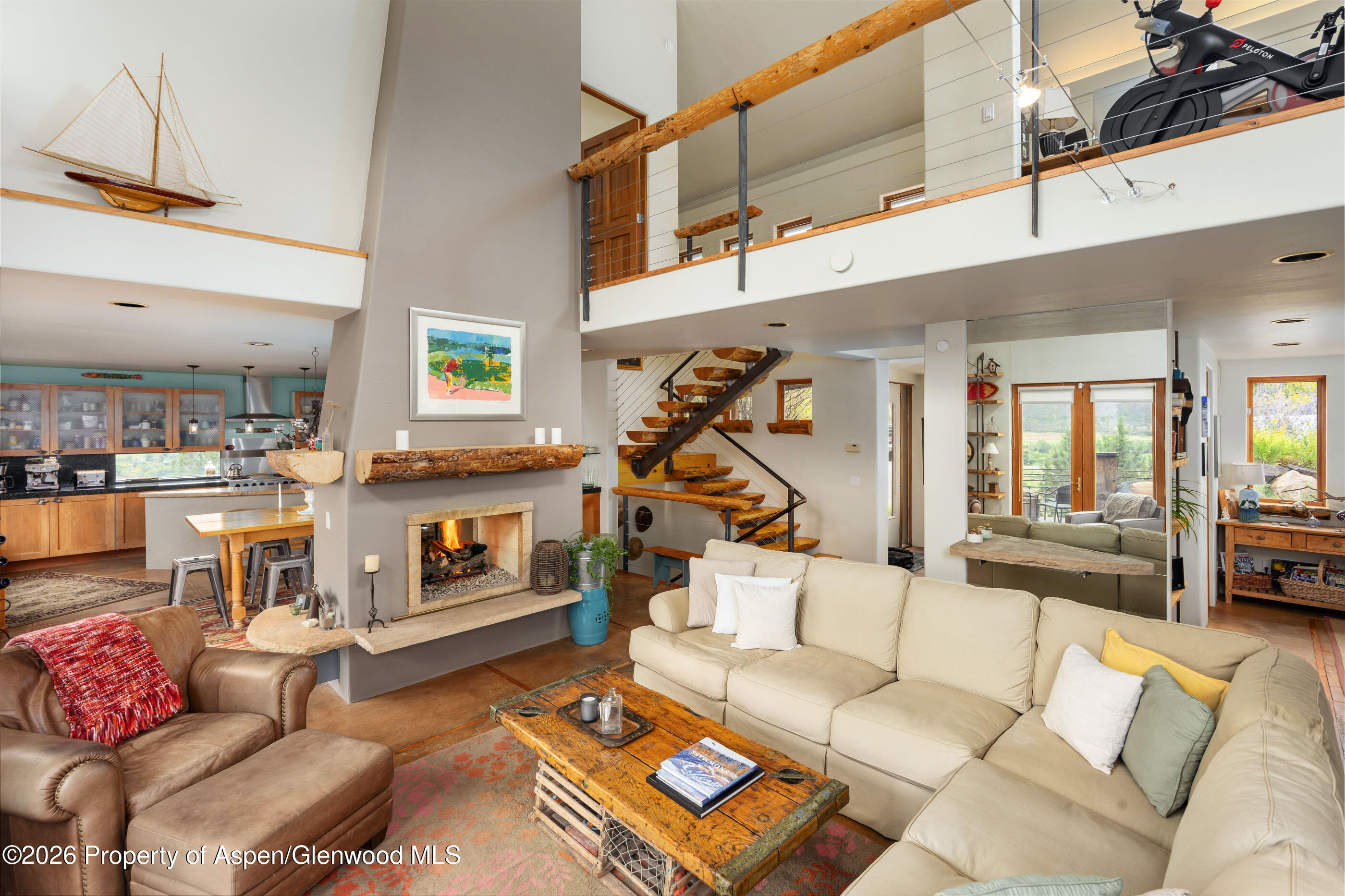 609 Hillcrest Drive