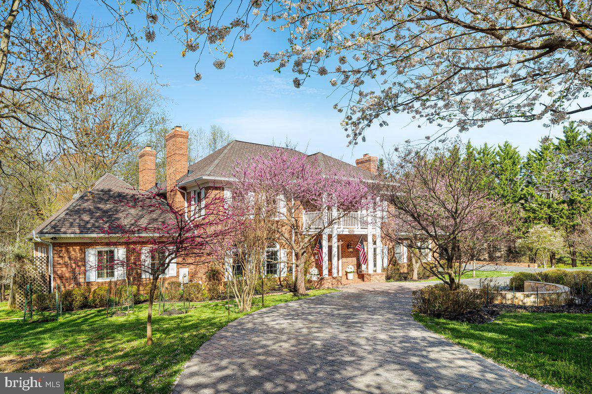 532 WALKER RD