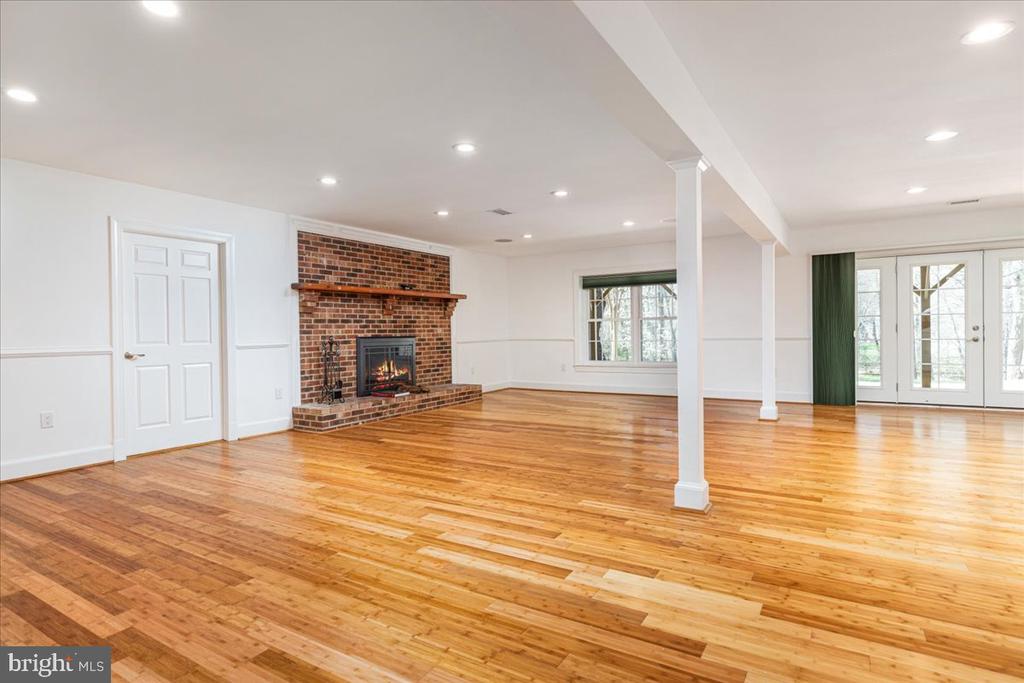 532 WALKER RD
