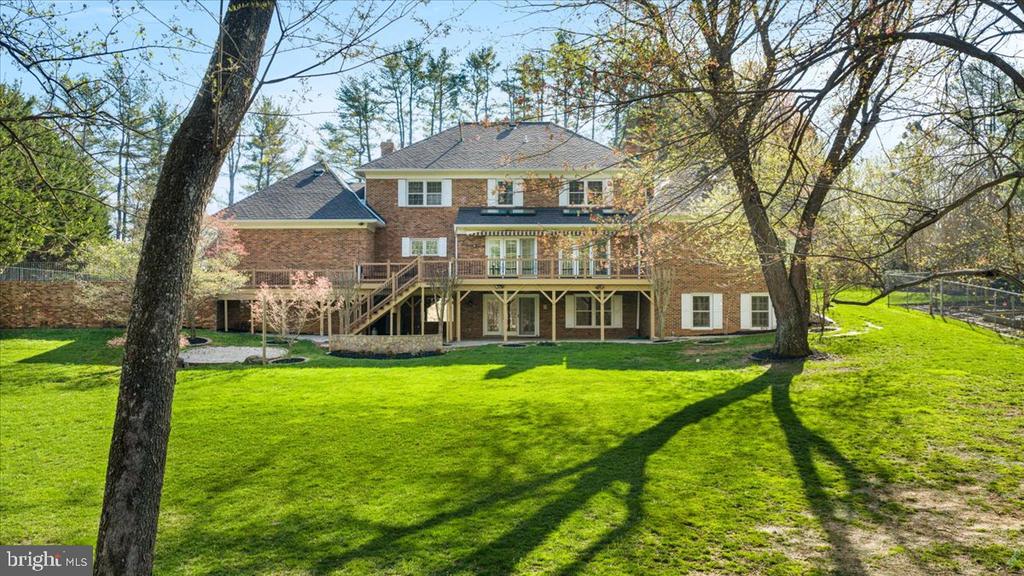 532 WALKER RD