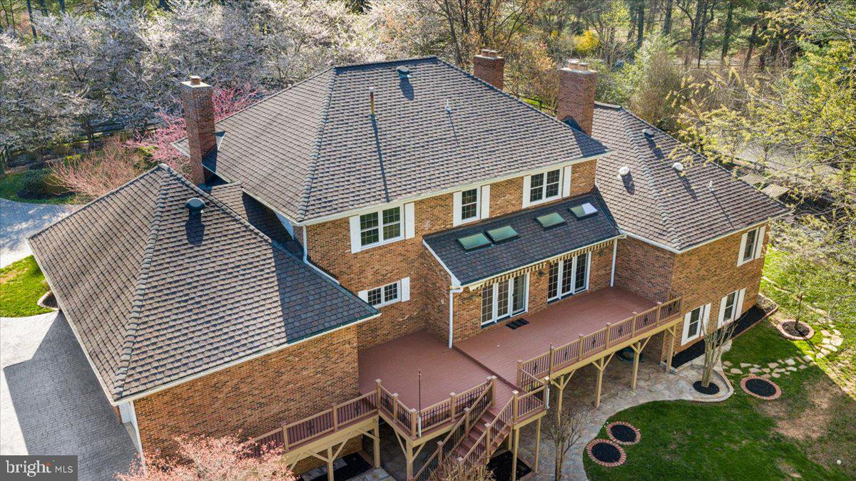 532 WALKER RD