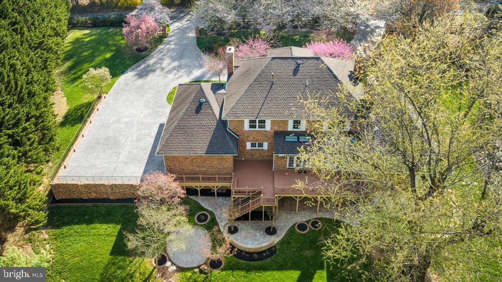532 WALKER RD
