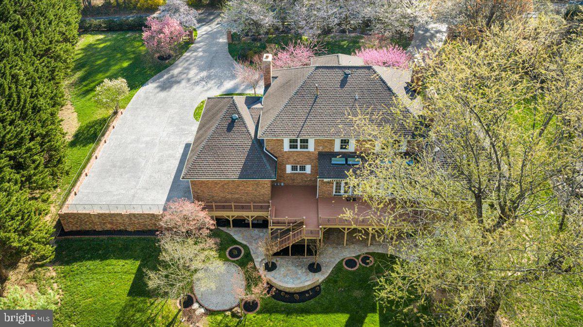 532 WALKER RD