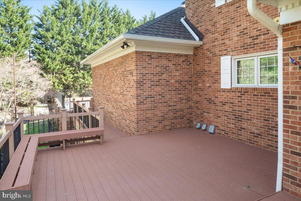 532 WALKER RD