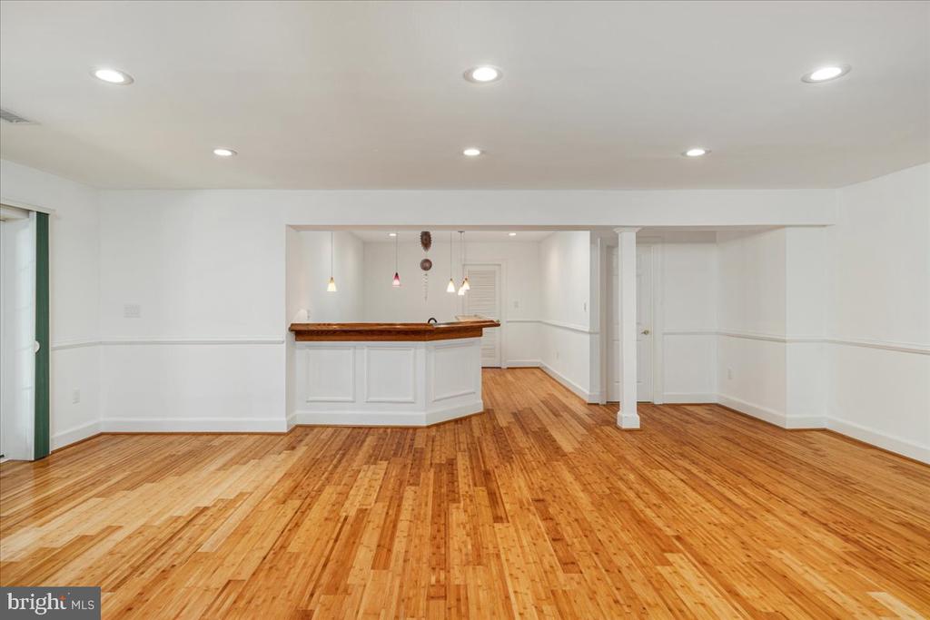 532 WALKER RD