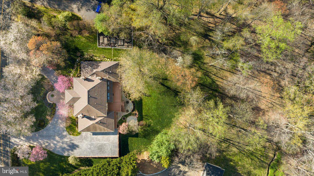 532 WALKER RD