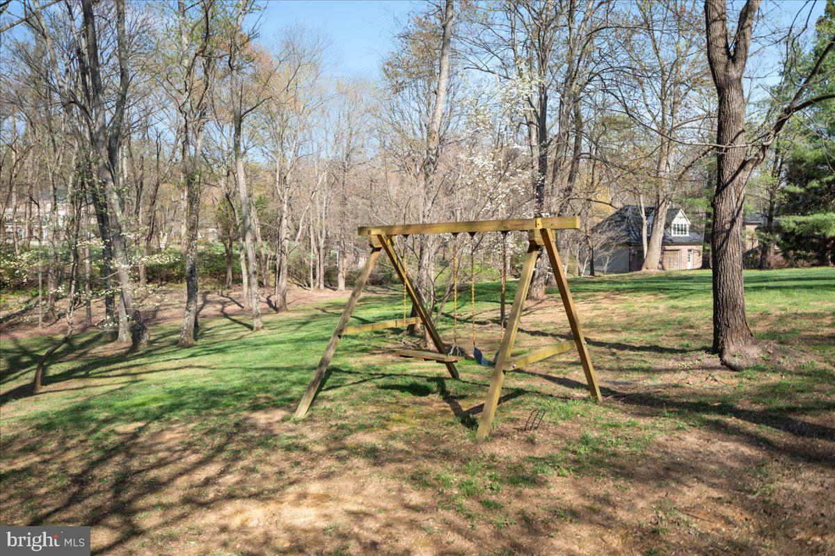 532 WALKER RD