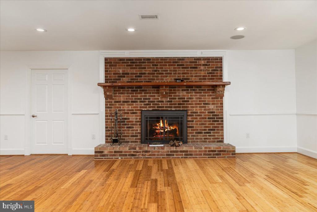 532 WALKER RD