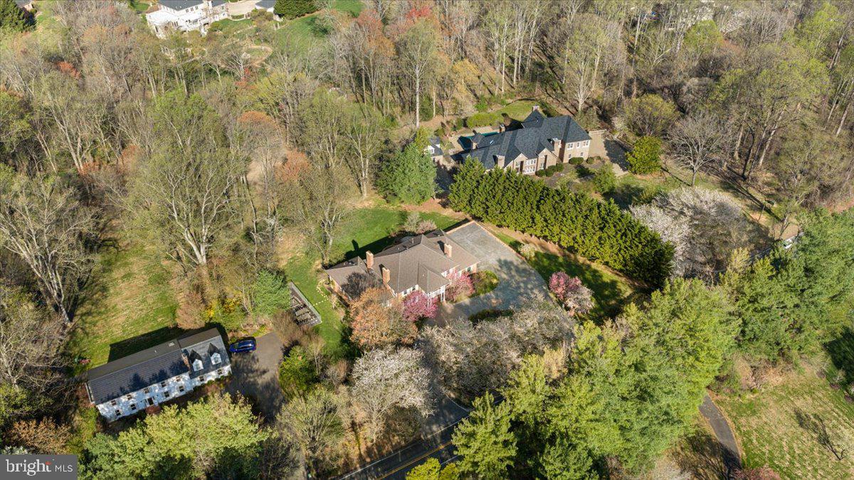 532 WALKER RD