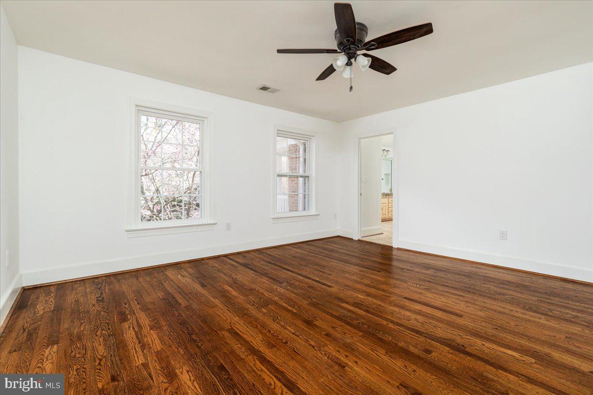 532 WALKER RD