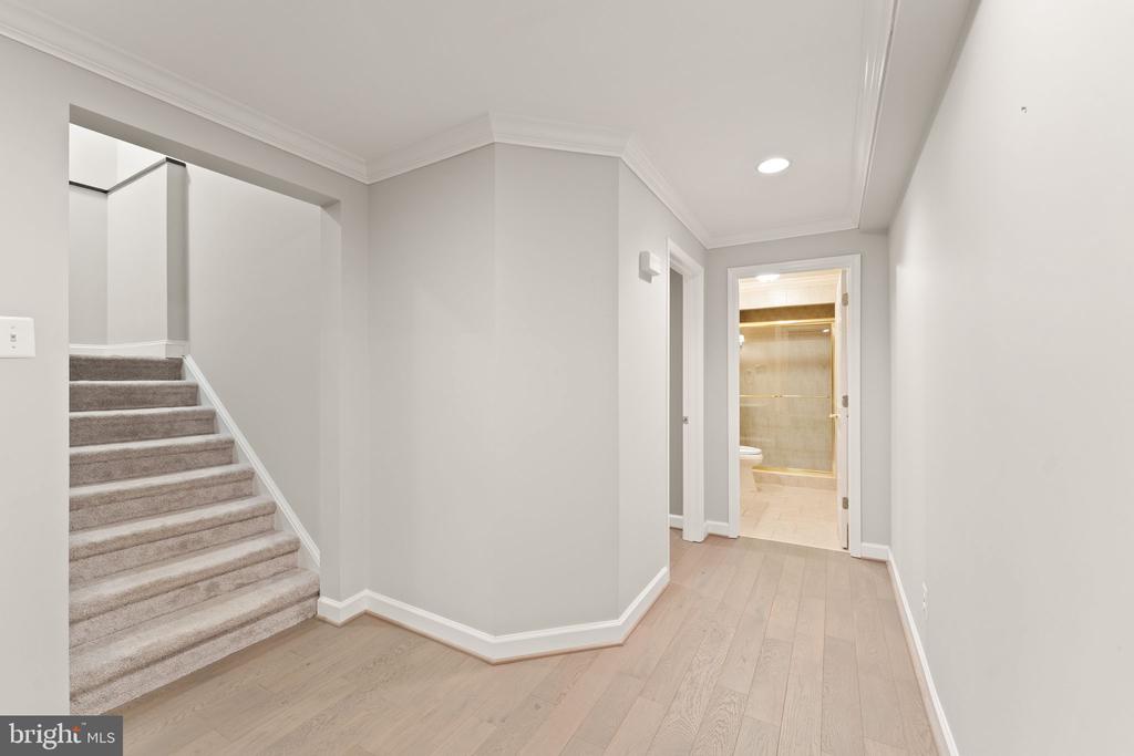 46448 MONTGOMERY PLACE