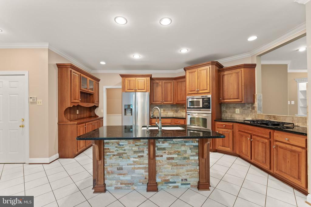46448 MONTGOMERY PLACE