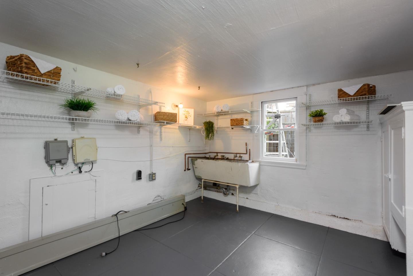 1010 Chula Vista AVE