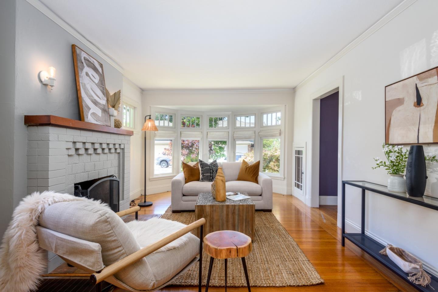 1010 Chula Vista AVE