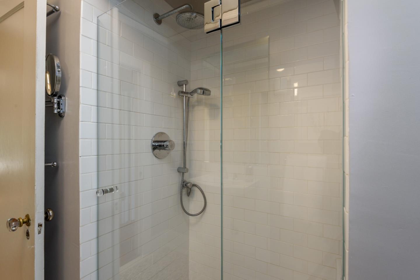 1010 Chula Vista AVE