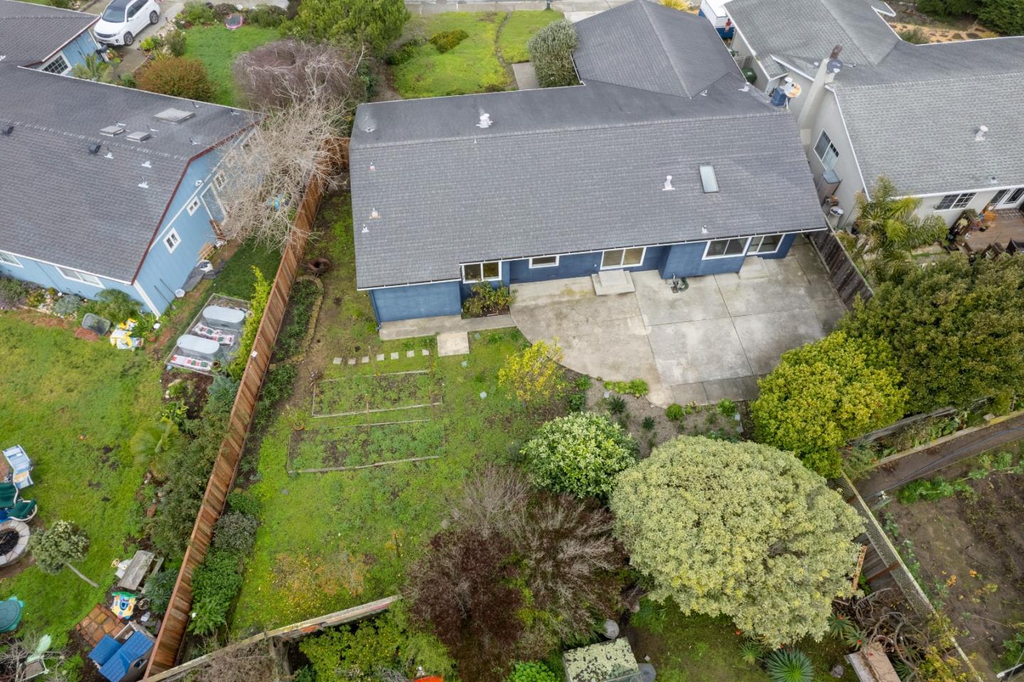 421 Casa Del Mar AVE