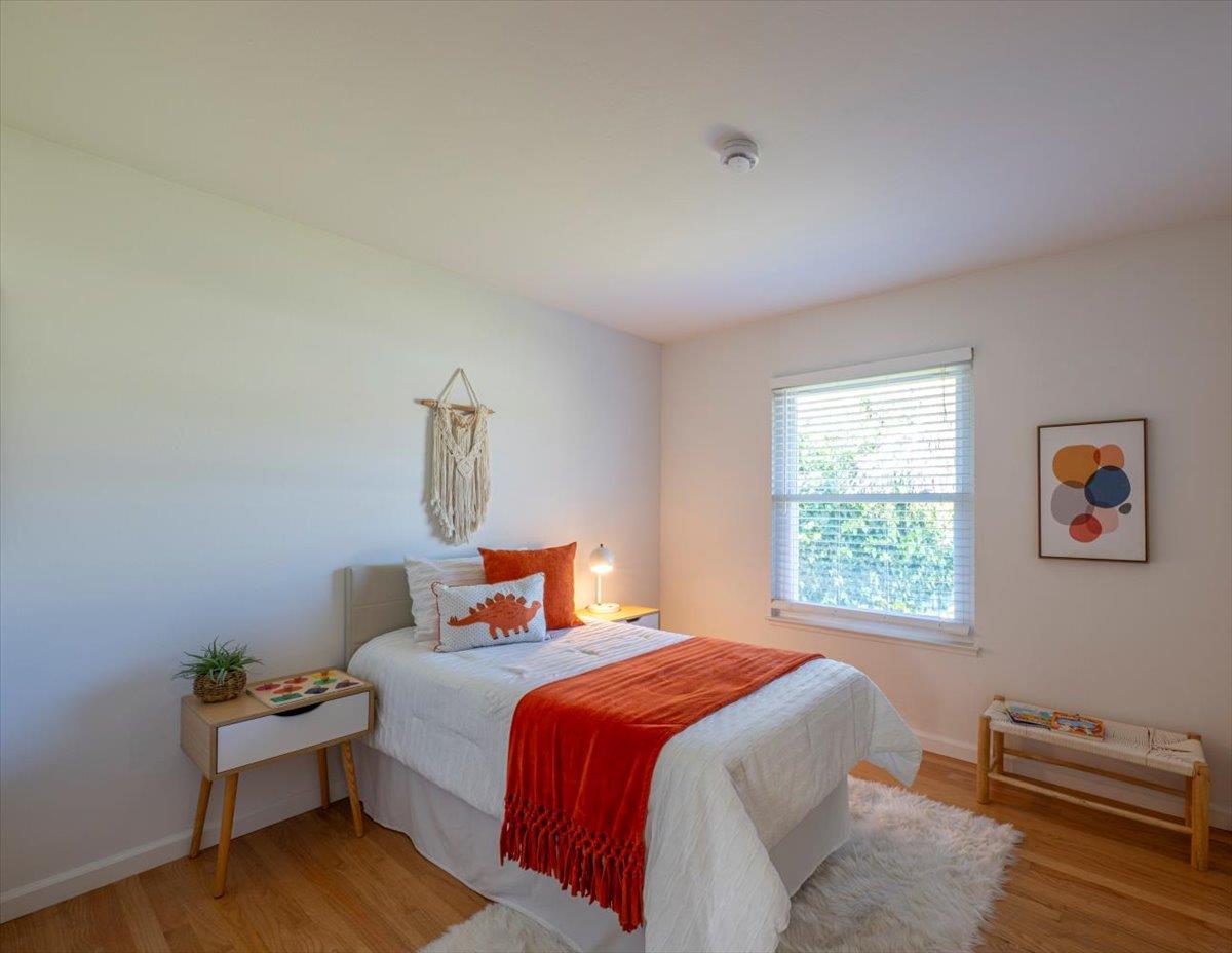 421 Casa Del Mar AVE