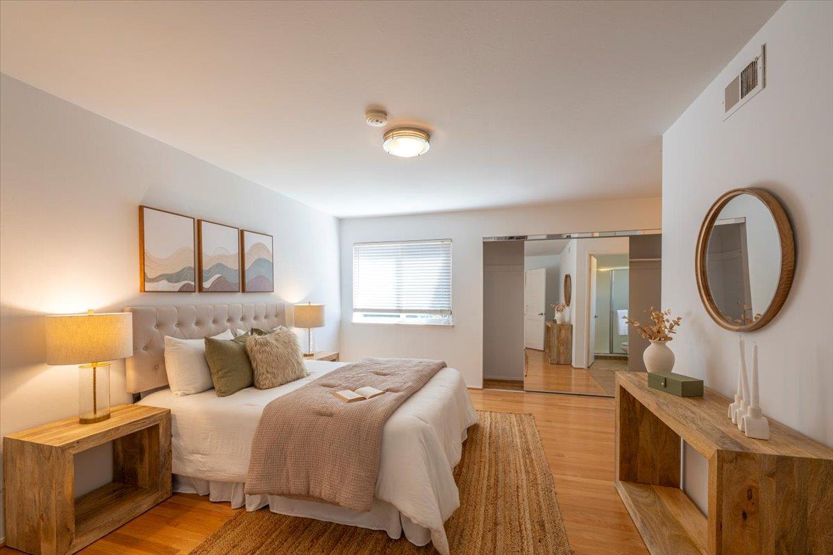 421 Casa Del Mar AVE