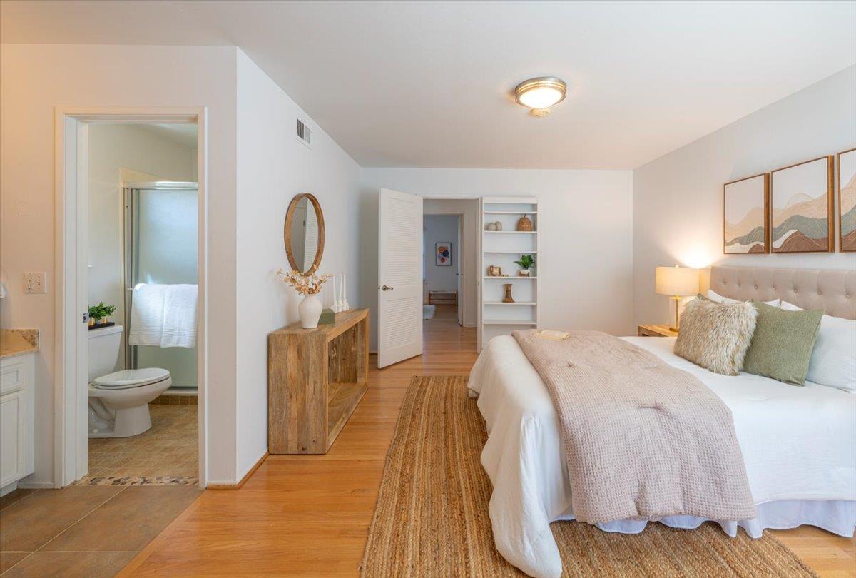 421 Casa Del Mar AVE