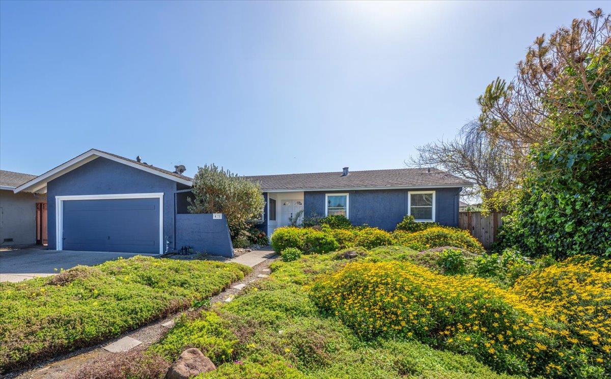 421 Casa Del Mar AVE