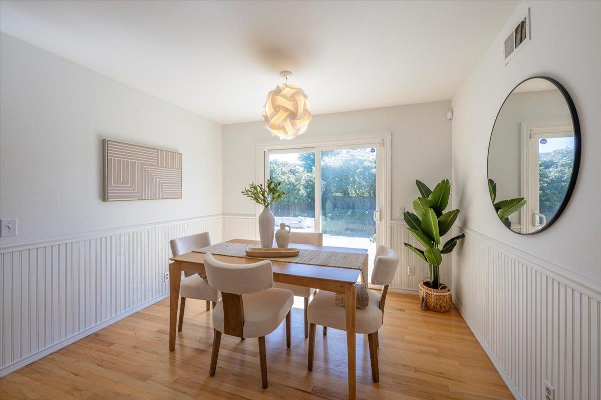 421 Casa Del Mar AVE