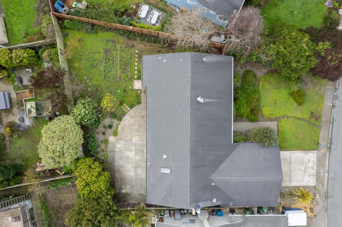 421 Casa Del Mar AVE