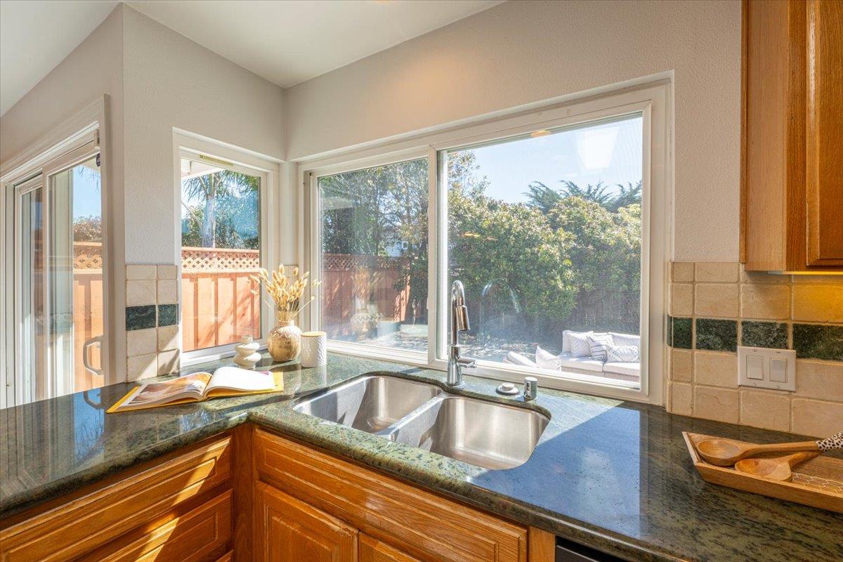 421 Casa Del Mar AVE