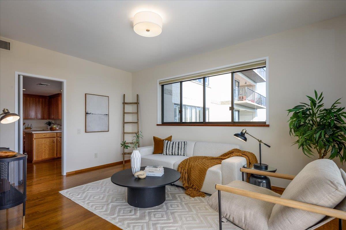 50 Mounds Road 107