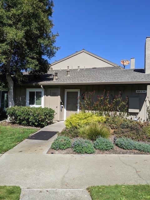 1041 Grebe ST