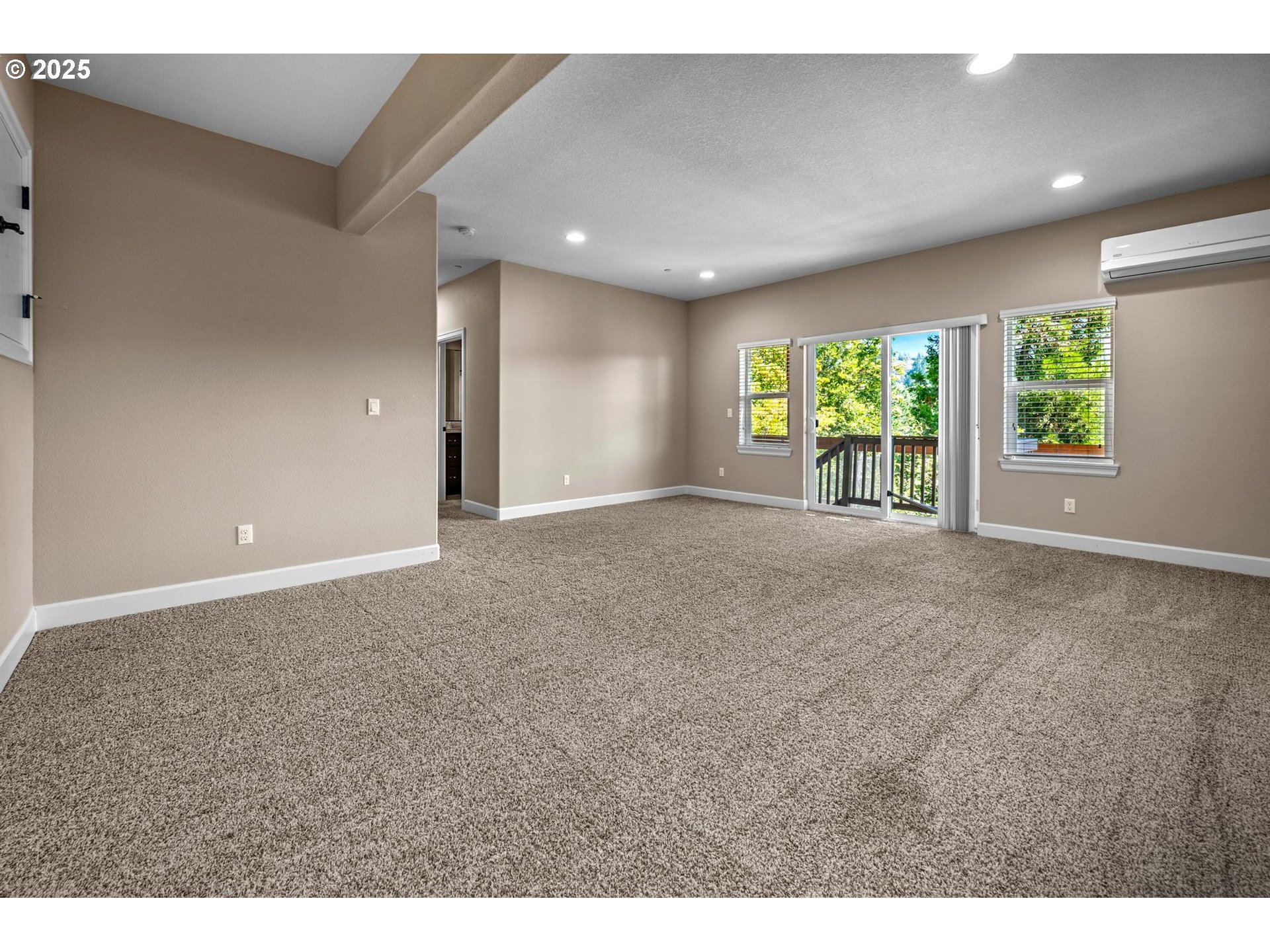 3042 NW PARKHURST TER