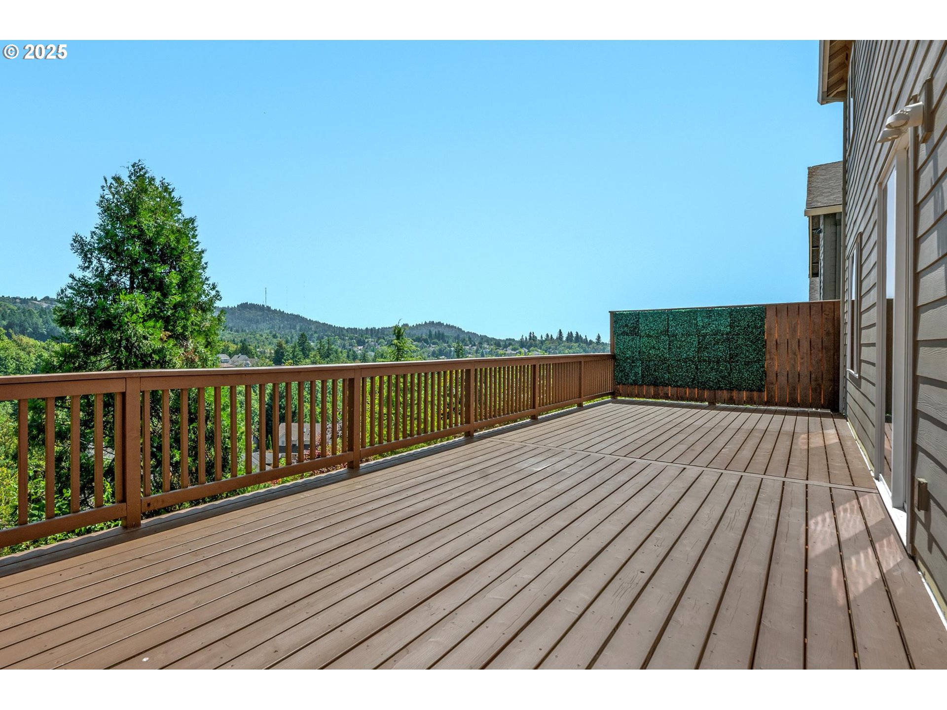 3042 NW PARKHURST TER