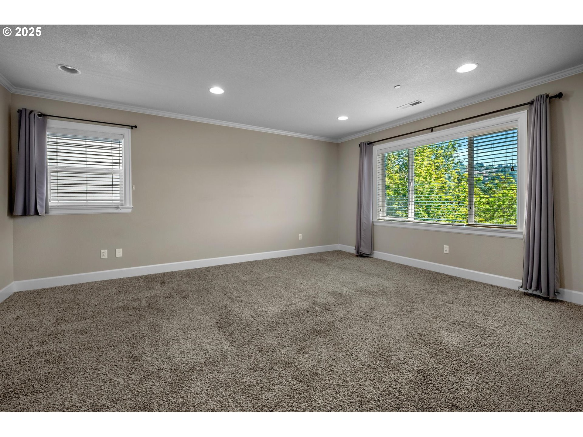 3042 NW PARKHURST TER