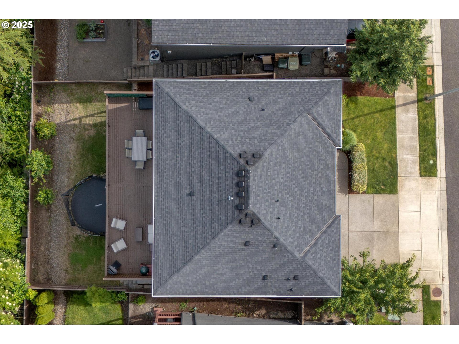 3042 NW PARKHURST TER