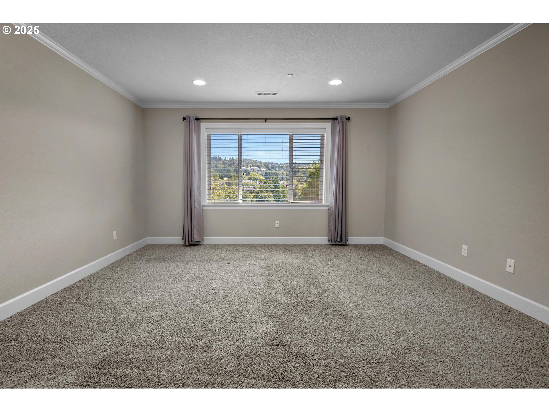 3042 NW PARKHURST TER