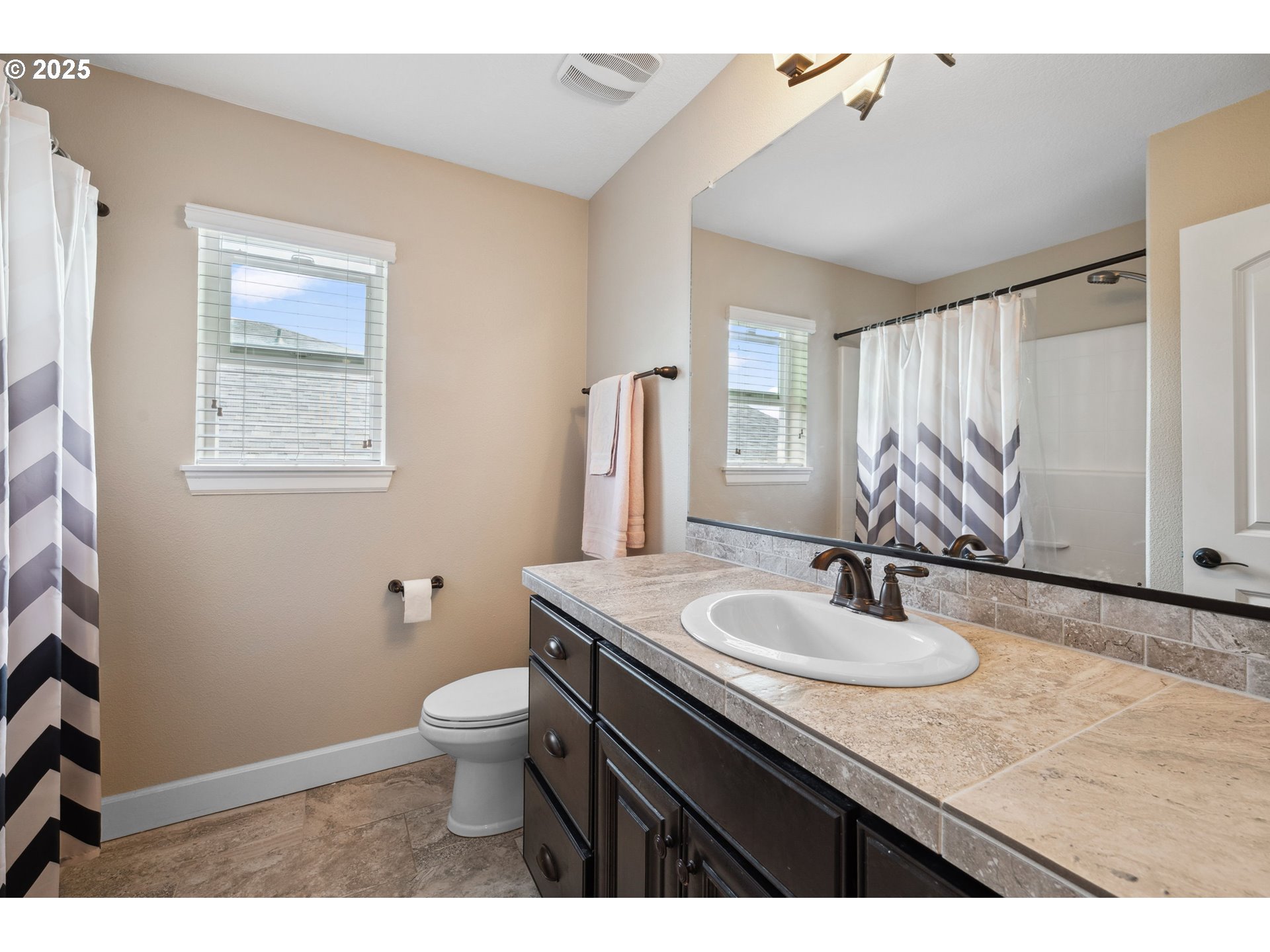 3042 NW PARKHURST TER