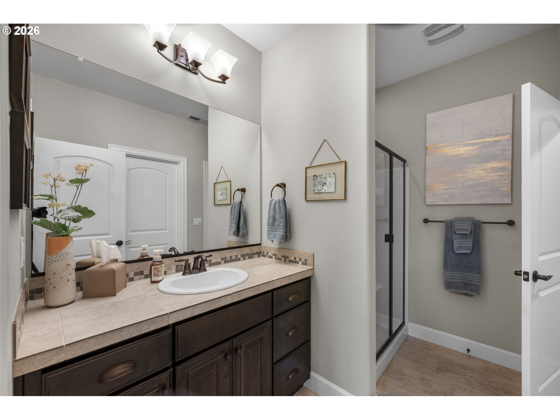 10642 NW GLENMORE WAY